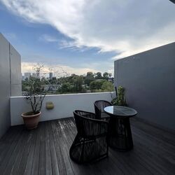 Holland Mews (D10), Apartment #563332211